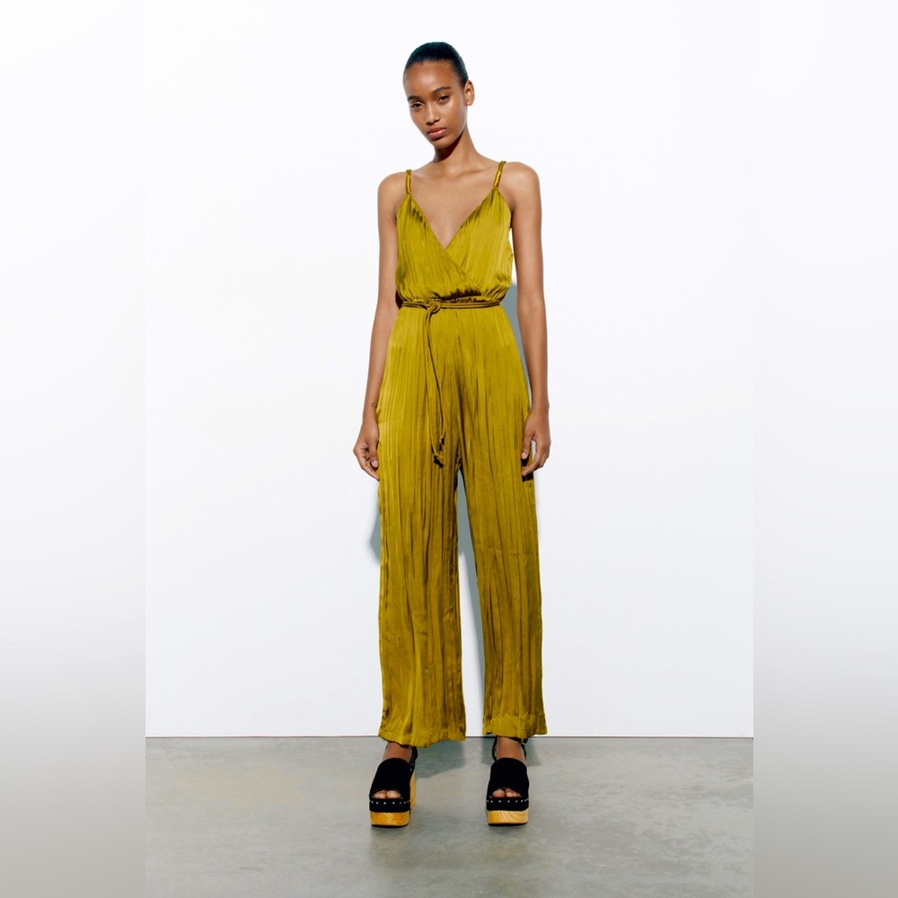 NWT Zara Wrinkled effect satin jumpsuit